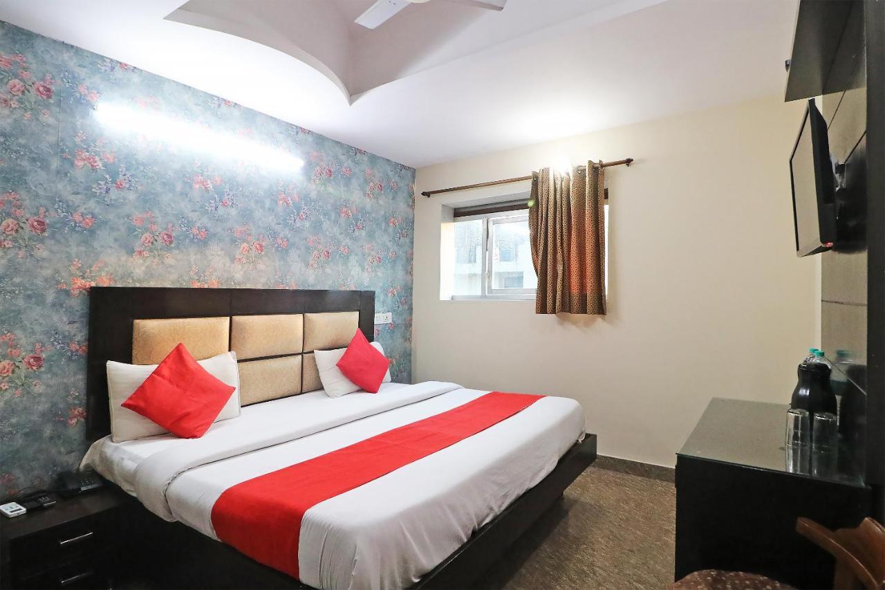 Hotel Westend Holiday Home 5 Mint From Nizamuddin Railway Station New Delhi Eksteriør bilde