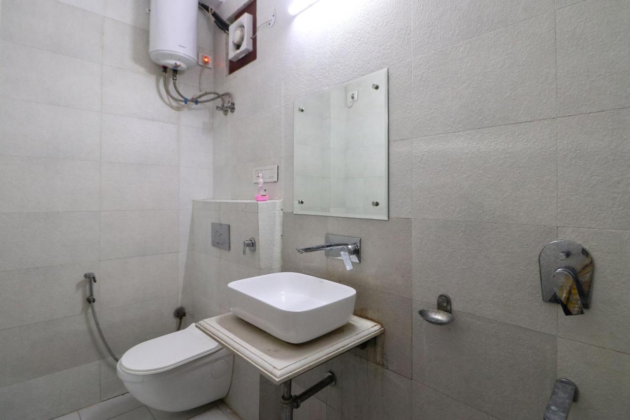 Hotel Westend Holiday Home 5 Mint From Nizamuddin Railway Station New Delhi Eksteriør bilde